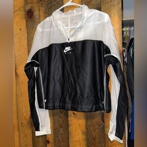 Nike Women's Black and White sweatshirt